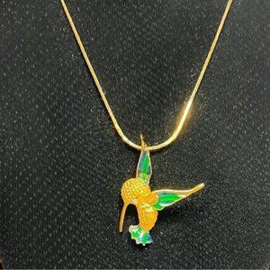 Vintage 1980s Gold Tone Hummingbird Pendant Necklace Enamel Wings & Rhinestones